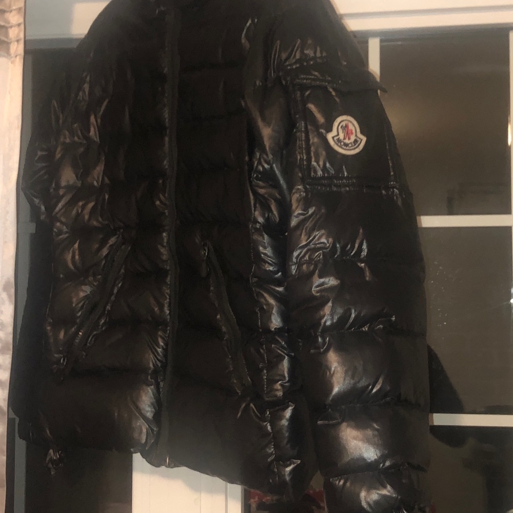 Moncler Puffer Jacket - Picture 2 of 4
